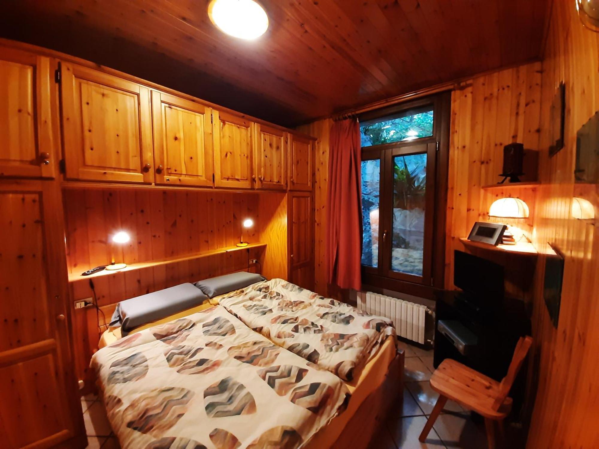 Suitecastlelakeview 2 Bellano Kamer foto